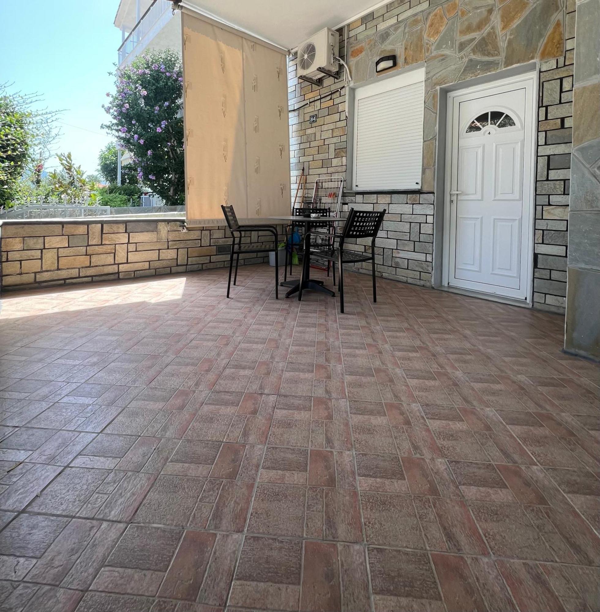 Villa Kostas Accommodations - Nea Vrasna Bagian luar foto